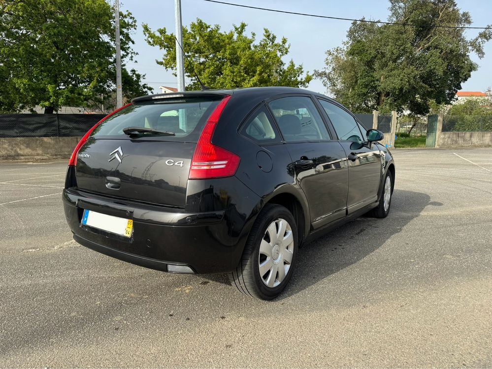 Citroen C4 - 150.710 kms - Poucos kms