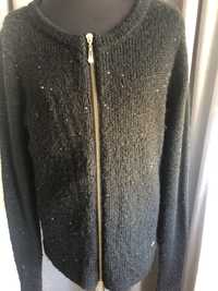 Czarny sweter z cekinami