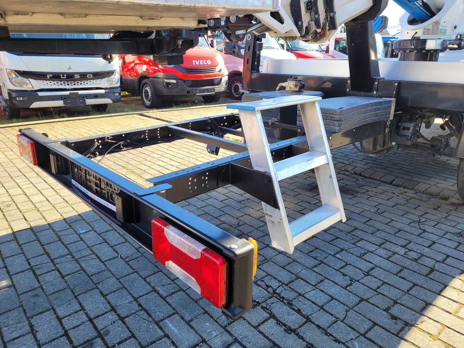 iveco zwyżka podnośnik koszowy 27 m multitel cmc tb260 socage renault