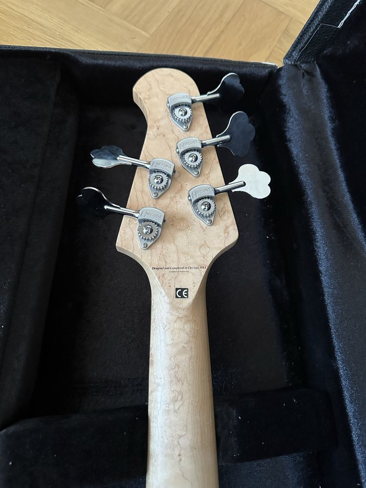 Gitara Basowa Lakland 55-60 PAWIE OKO