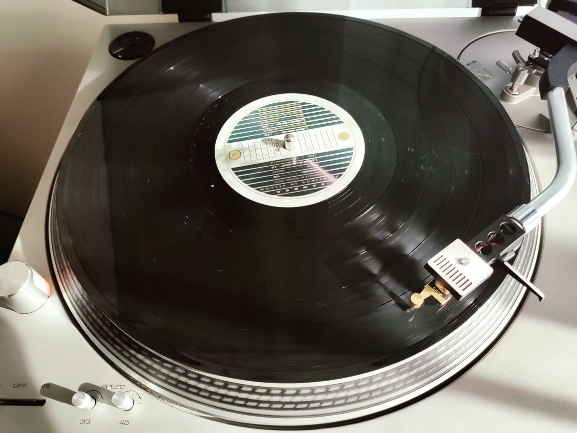 Technics SL 1200 MK1