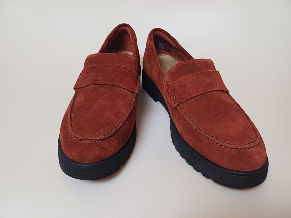 Замшеві лофери Clarks