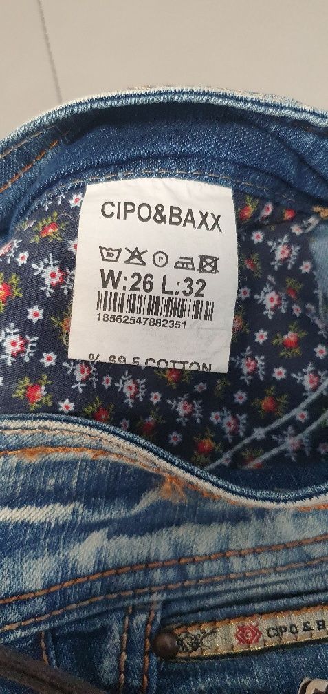 Spodnie jeans Cipo Baxx W26 L32