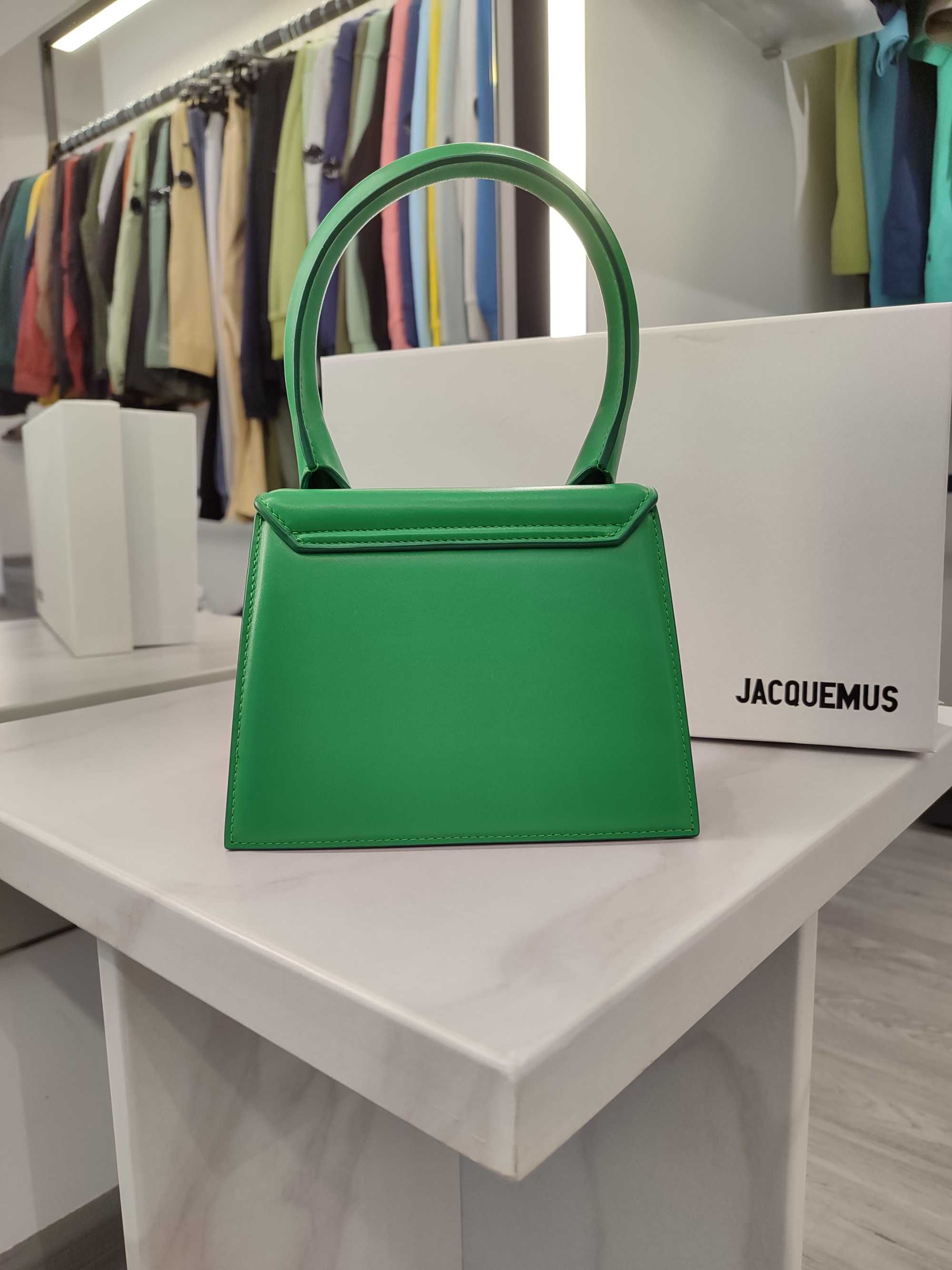 Сумка Jacquemus Le Chiquito Medium leather bag Green