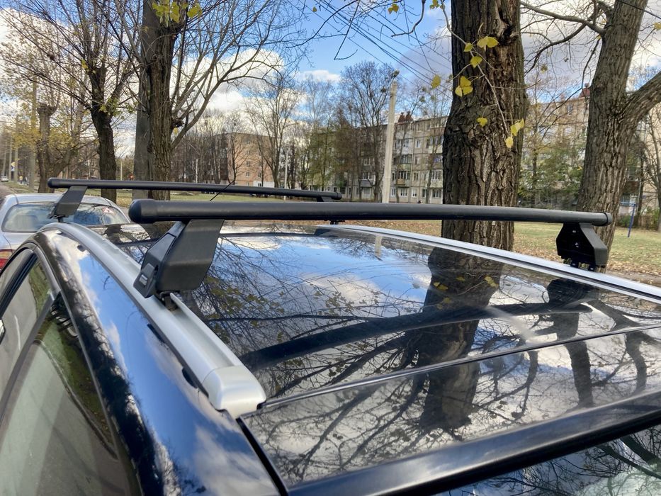 Продам багажник на крышу Menabo