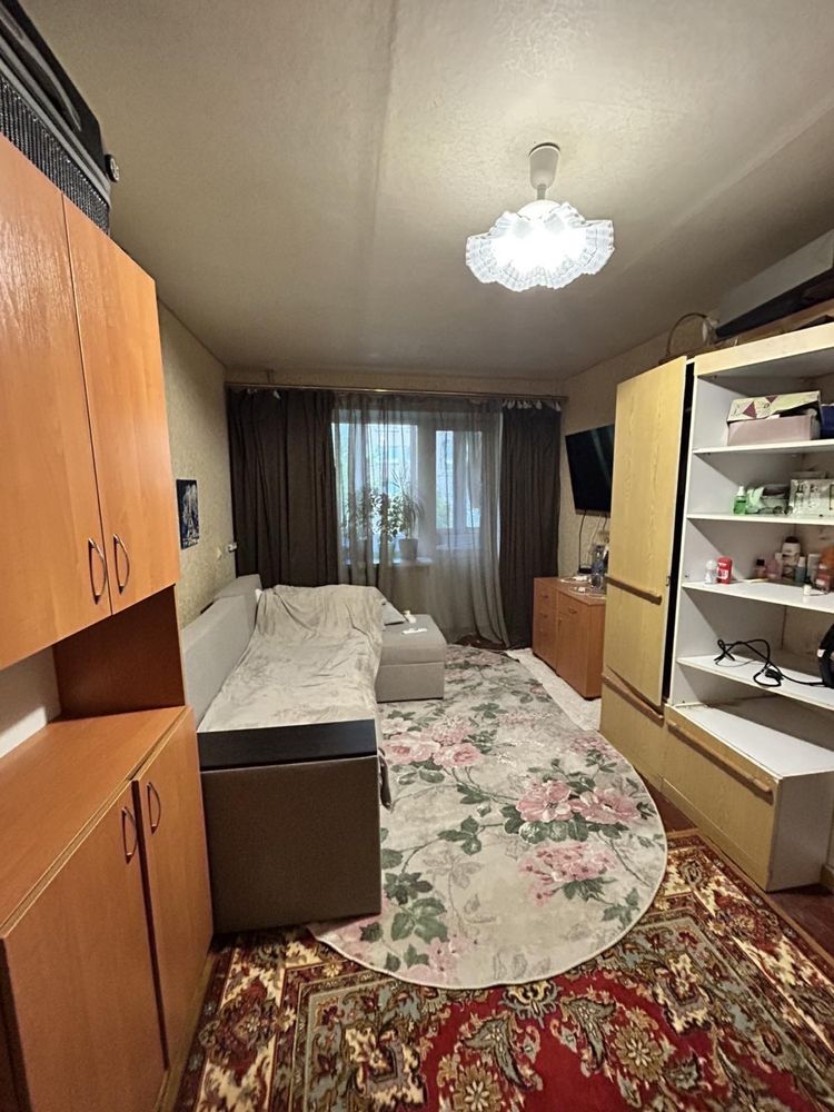РЕАЛЬНАЯ ! Продам 1к кв пр Поля 131Б