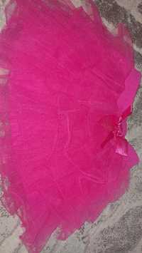 Różowa spódniczka tiulowa rozmiar 134