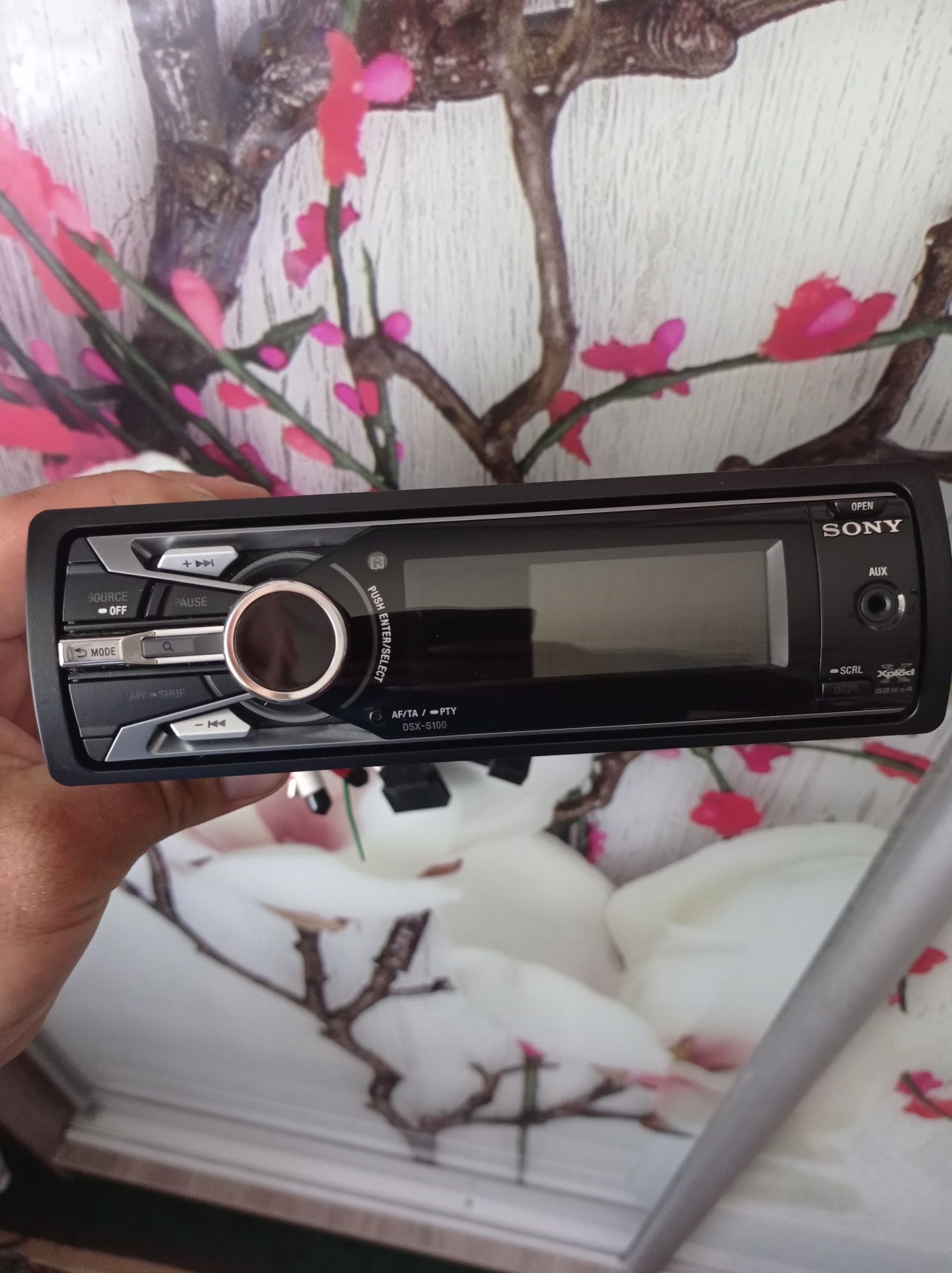 Магнітола SONY DSX-S100