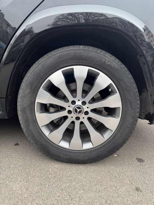 Диски  Mercedes R20 с шинами Pirelli 275/50 R20 — отличное состояние