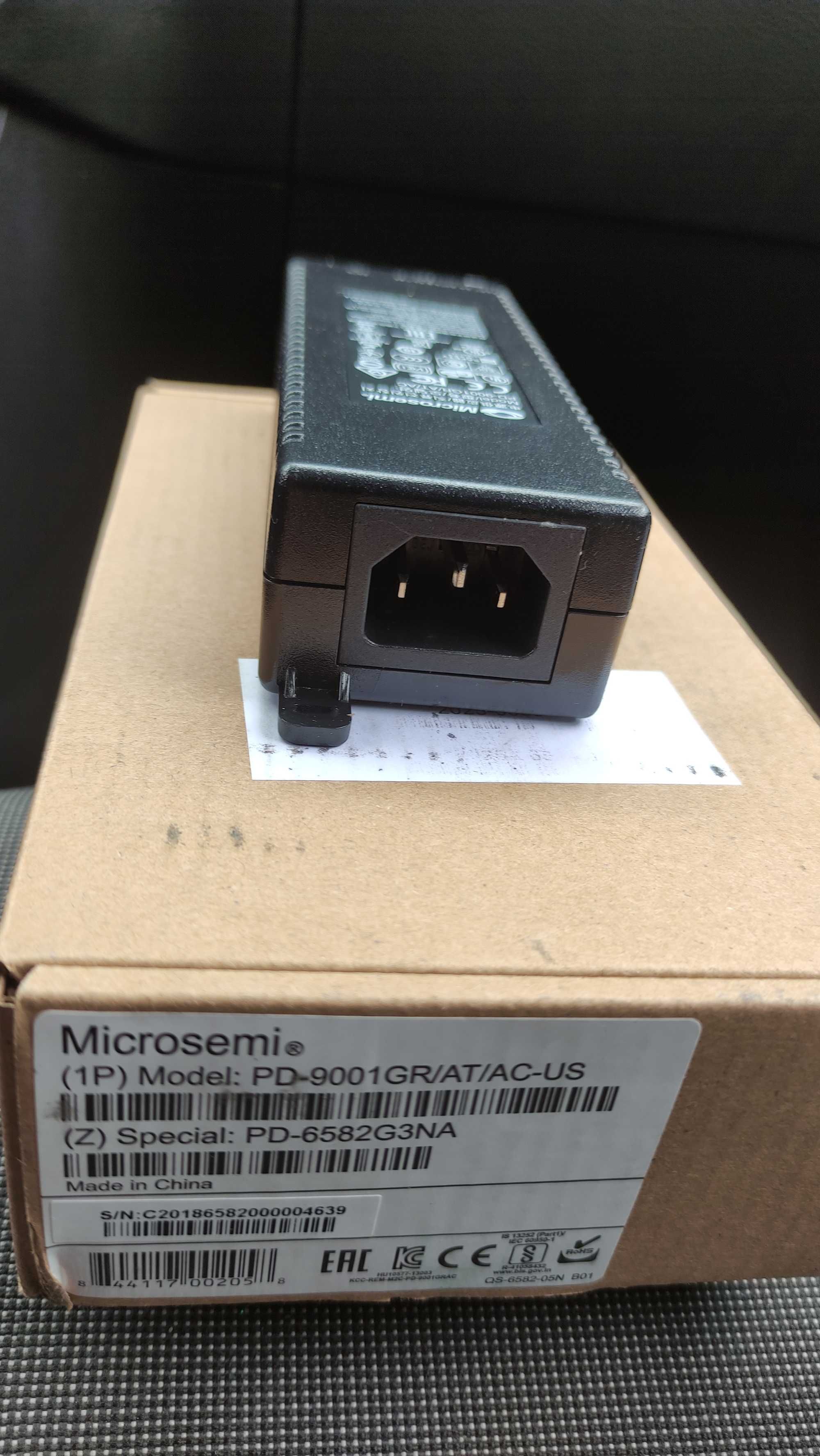 PoE Injector Microsemi