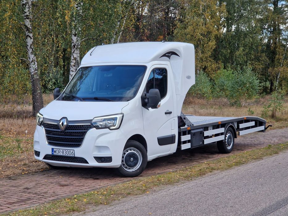 Pomoc drogowa. Awaryjne odpalanie samochodów