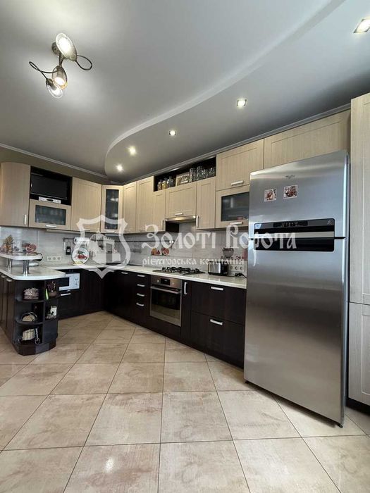 Будинок, 2пов. Гарний стан. смт Калинівка, Броварський район