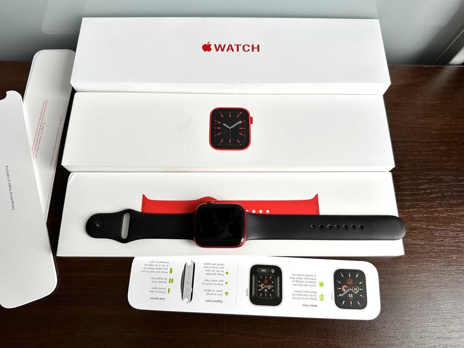Годинник, аксесуар  Watch Series 6 GPS 44mm Модель А2292. Колір Red