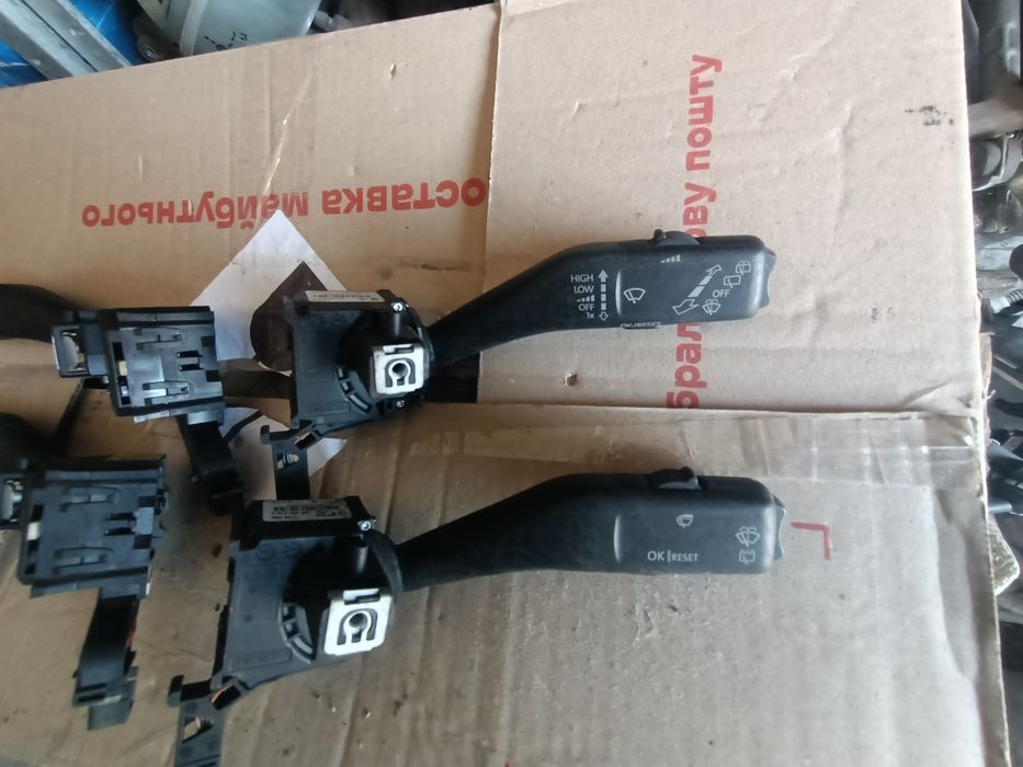 Переключатель подрулевой c круизом (гитара) Skoda Audi Vw Seat