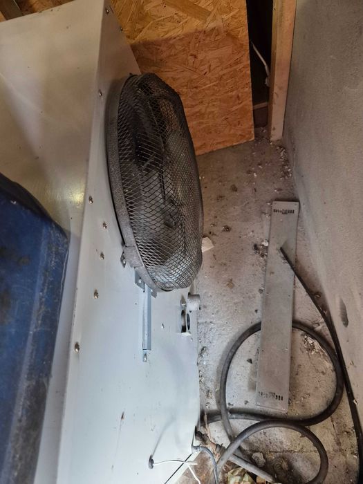 Piec nagrzewnica na olej on Zibro FF95 Laser piec naftowy JAPAN