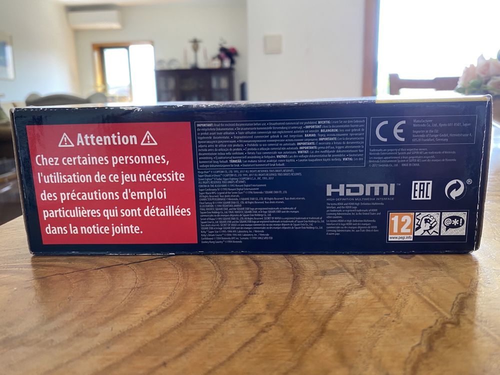 Vendo Super Nintendo Classic Mini em estado novo. Nunca foi usada.