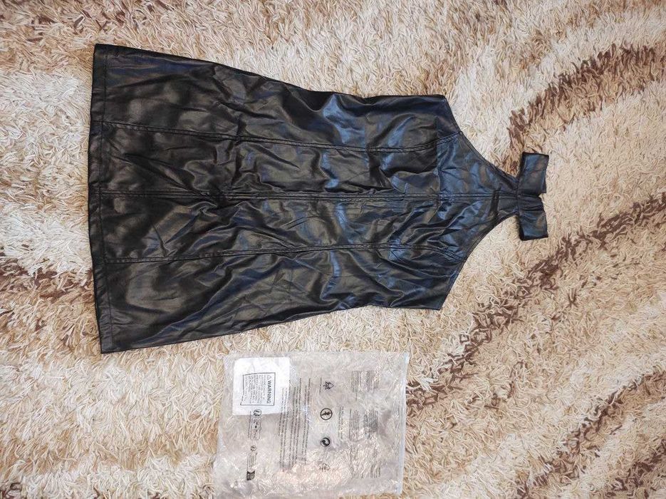 Відверта кожаная Сукня відкриті плечі Шкіряна Мини Платье Лак кожа