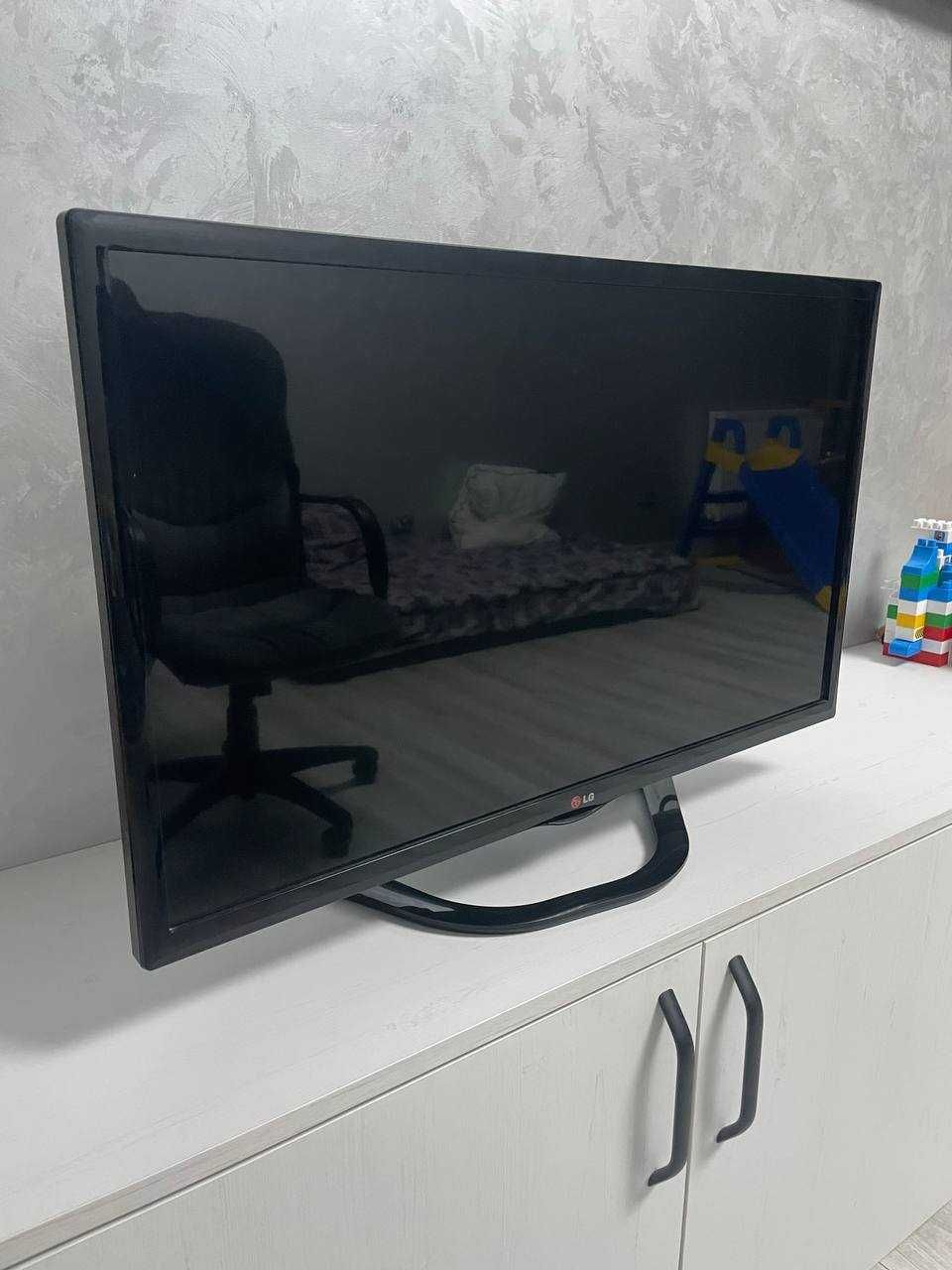 АКЦІЯ! Телевізор LG 32LN570V 32" Full HD Smart TV — Wi-Fi, HDMI, USB