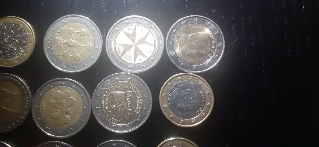 Moedas de 1 e 2 euros