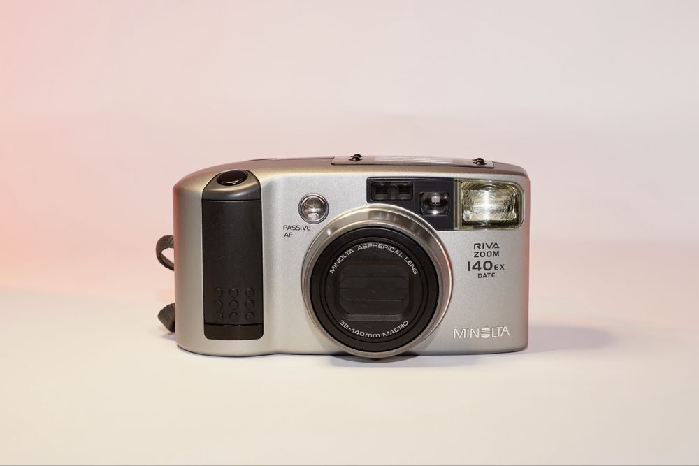 Minolta Riva Zoom 140EX DATE g7x mark 3