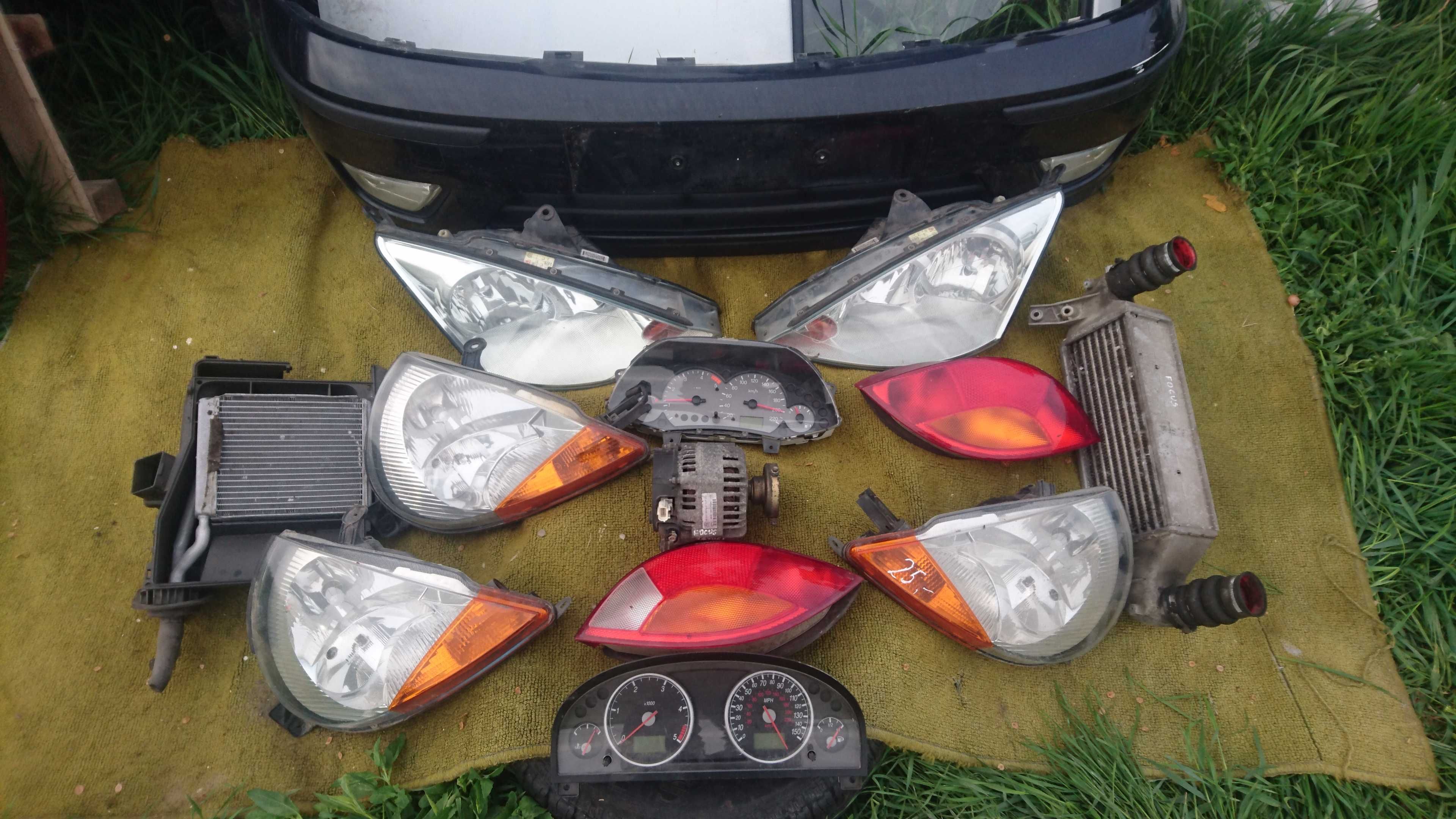 Ford Focus, Mk I, C-Max, KA lampa p-l,  błotnik wzmocnienie-pas