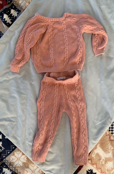 Вʼязаний комплект штани і кофта для дівчинки 86 розмір Sinsay