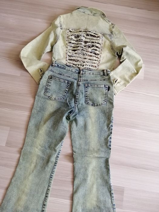 Джинсовий костюм