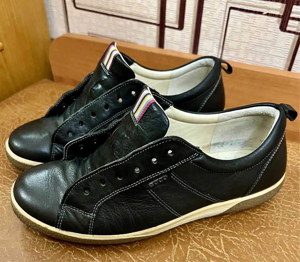 Жіночі туфлі мокасини (кеди) ECCO, оригінал, р. 38, устілка 25 см