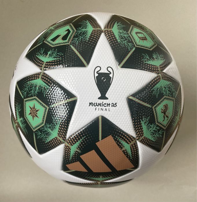 М'яч футбольний Adidas UCL 2025 Munich league BOX JM4205 (р. 4-5)