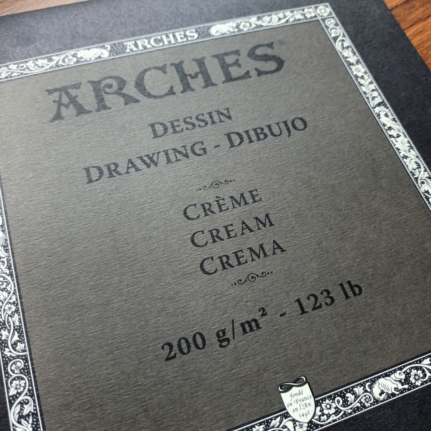 Blok rysunkowy Arches Dessin Drawing (Creme 200 gsm)