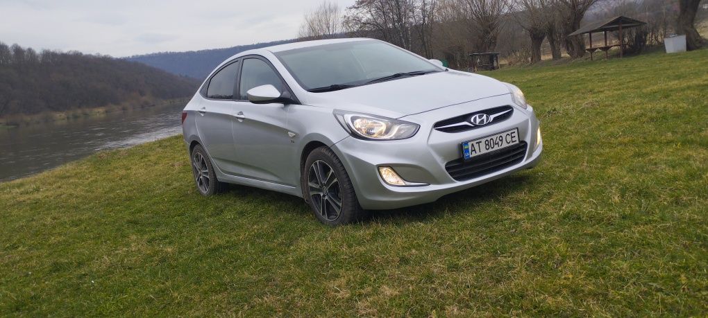 Hyundai Accent; 1.6 газ/бенз; хюндай акцент;