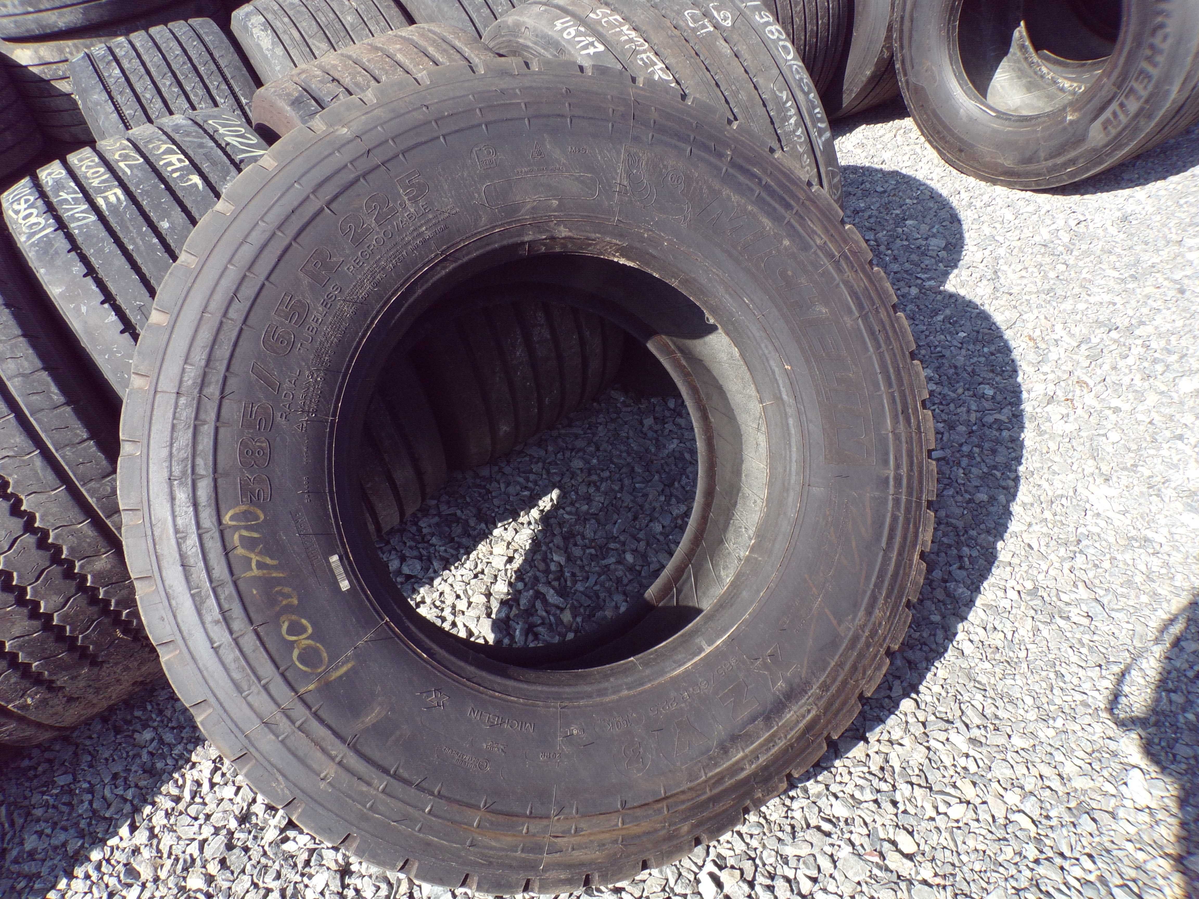 Opona 385/65R22.5 MICHELIN XZY 3 (800 netto)