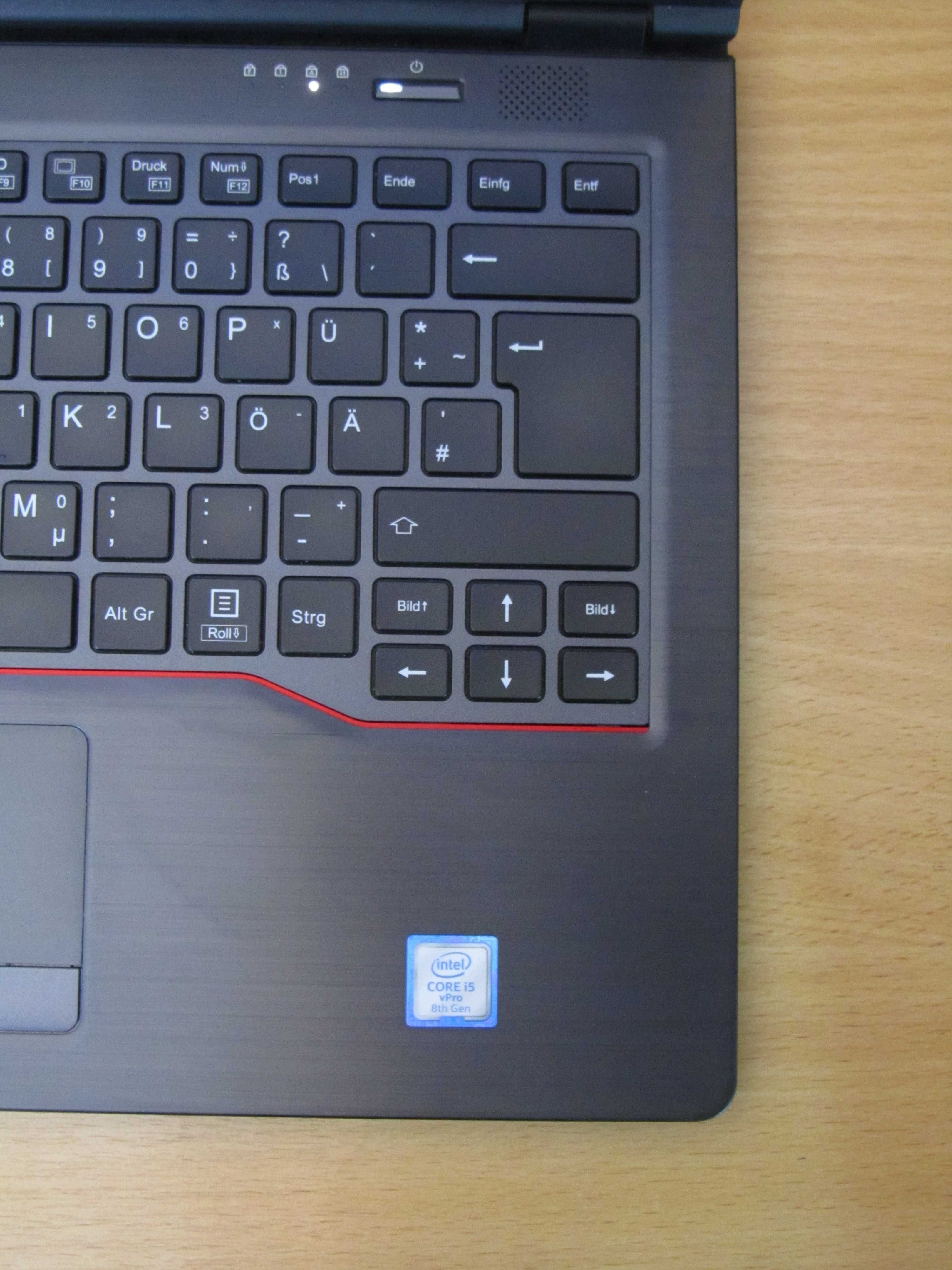 Fujitsu  U749 i5-8365U 4 ядра, 4.1 ГГц 32GB DDR4 M.2 512ГБ АКБ 13%,
