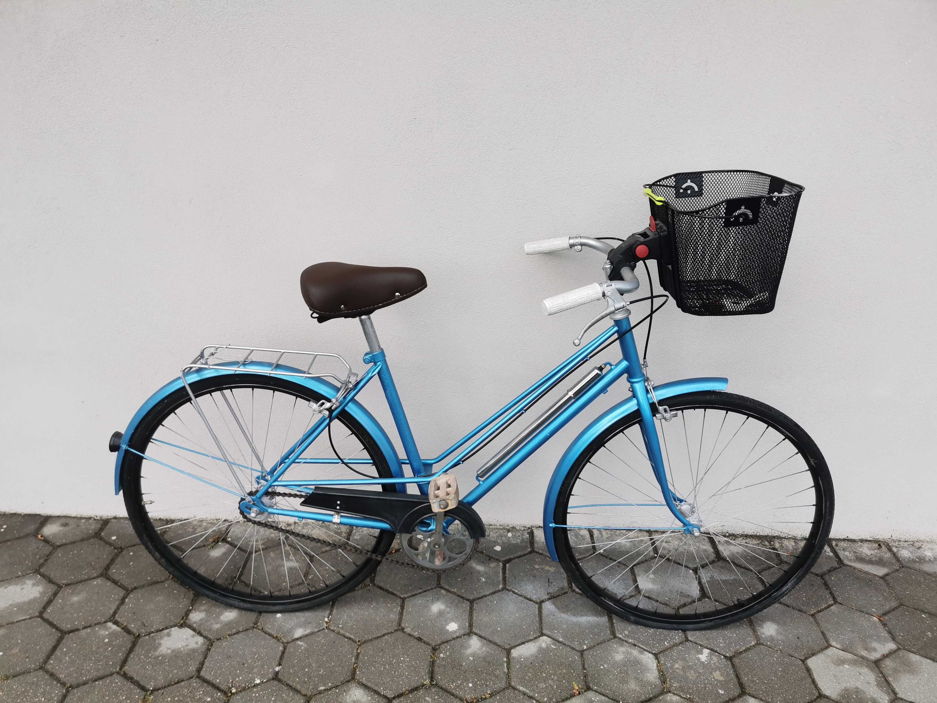 Bicicleta Pasteleira Azul Totalmente Reparada