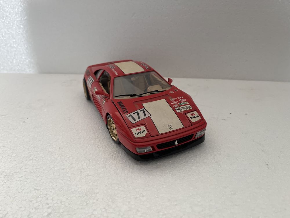 1:18 Bburago Ferrari 348 tb