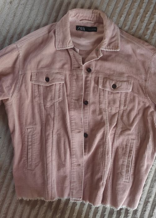 Стильная куртка/ ветровка Zara. Пудровая куртка оверсайз вельвет.