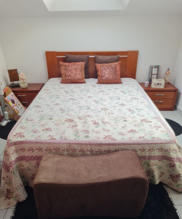 Vende-se mobília completa quarto de casal