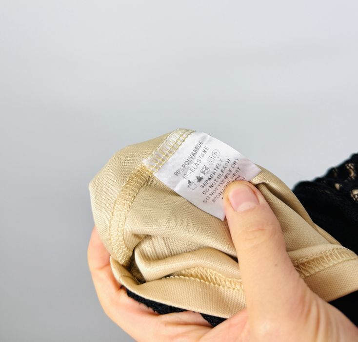 Czarna koronkowa sukienka mini M 38 PrettyLittleThing