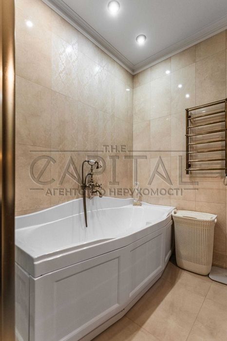 Аренда дизайнерской квартиры ПОДОЛ м Контрактовая Площадь