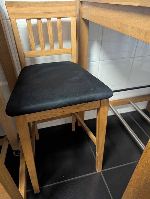JYSK Mesa da Bar e bancos