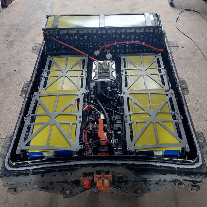 Батарея для вашего электоромобиля Nissan Leaf/eNV200, Renault Kangoo