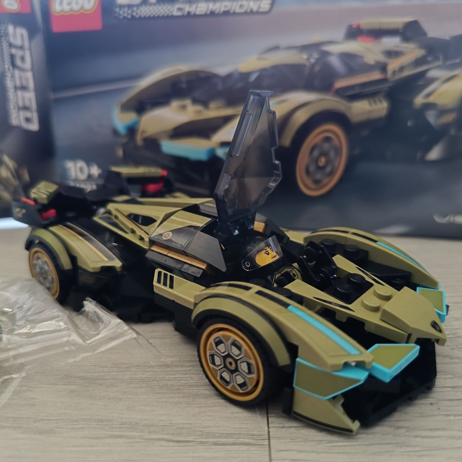 Lego Speed Champions 76923 - completo e montado