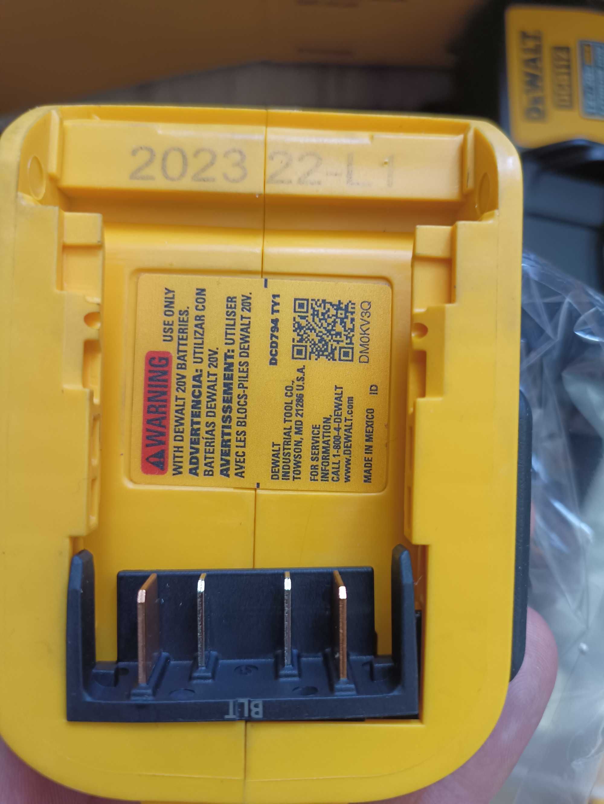 Dewalt DCK225D2 20V набір компактного безщіткового інструменту
