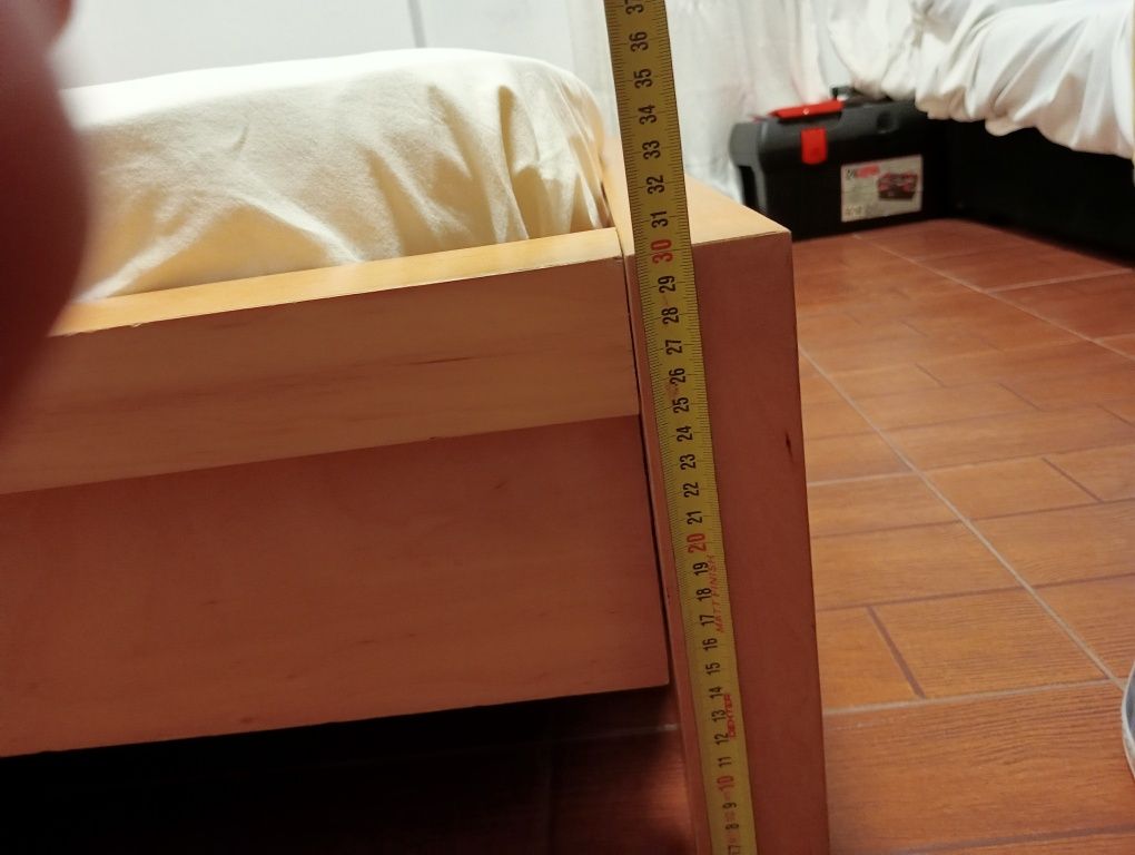 Cama Malm IKEA 140x200