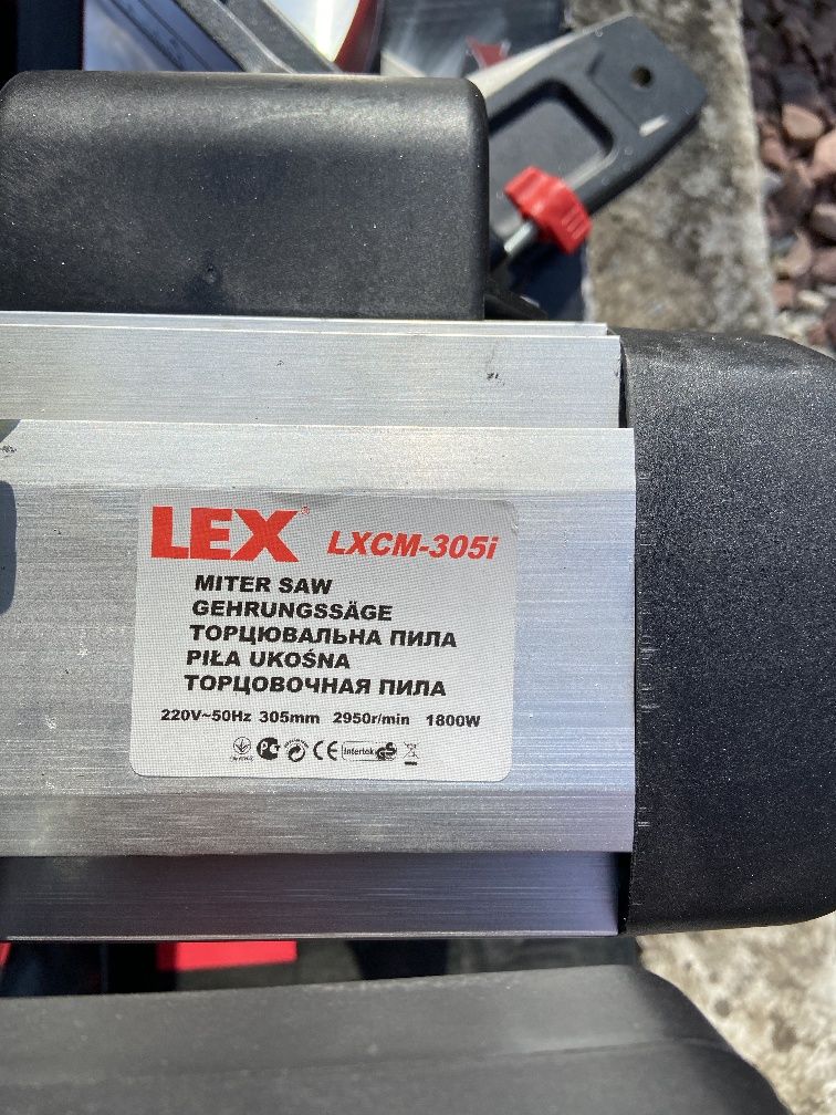 Торцювальна пила, торцовка, LEX 305 диск з асинхронним двигуном POLAND