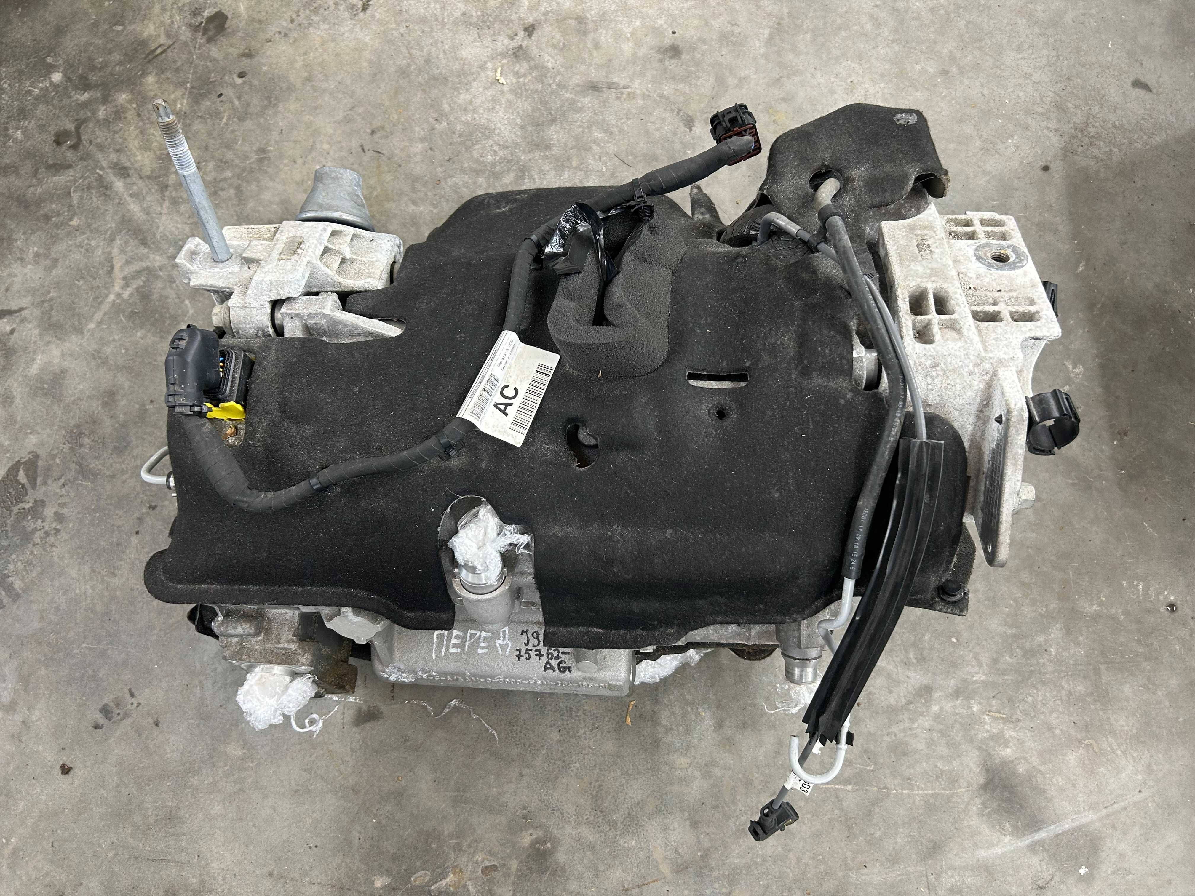 Передній двигун Jaguar I-Pace J9D3-75762-AG