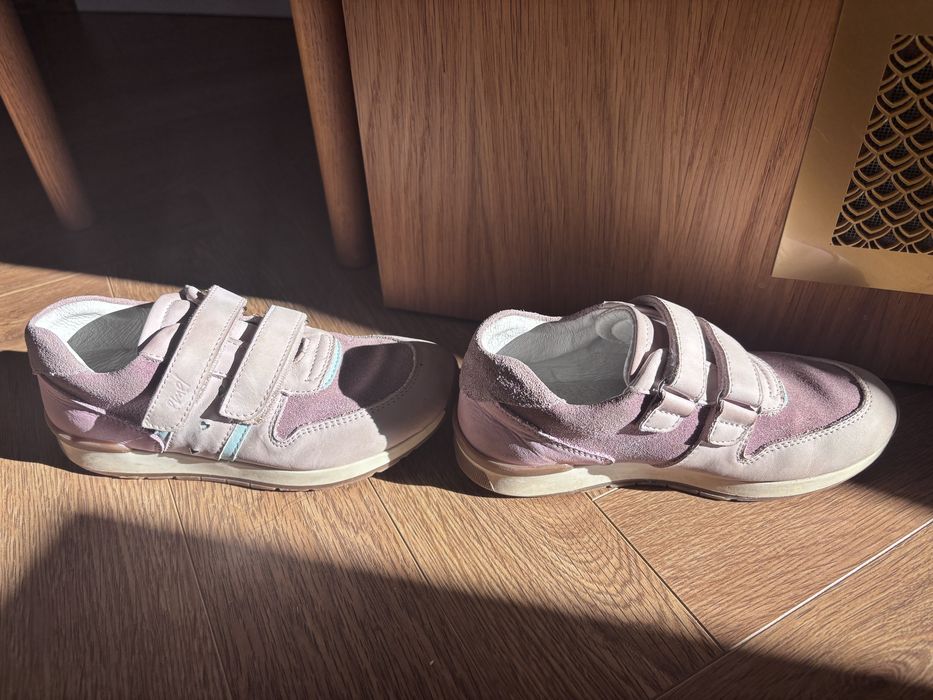 Buty dla dziewczynki Emel rozmiar 30