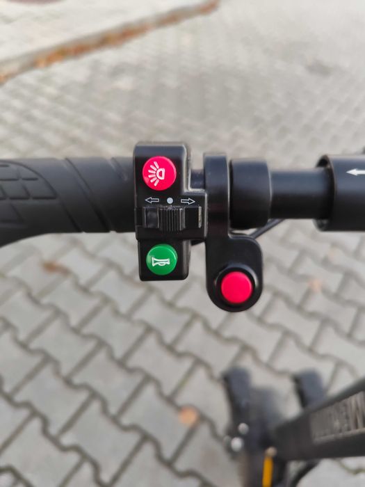 Hulajnoga elektryczna MEGATTO F11 – 1200W, 50 km/h, stan bardzo dobry