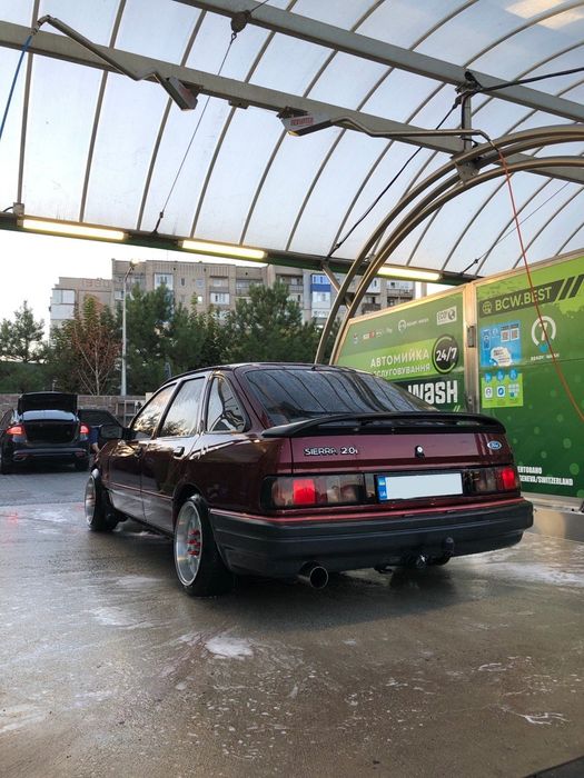 Ford sierra 2.0 dohc