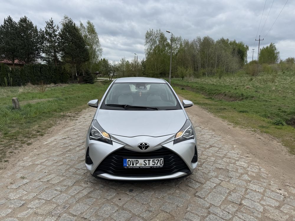 Toyota Yaris 1.0 69KM z Niemiec / Bogata Wersja / Bezwypadkowy